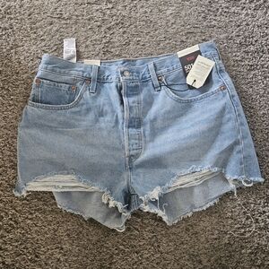 Levi 501 cutoff shorts